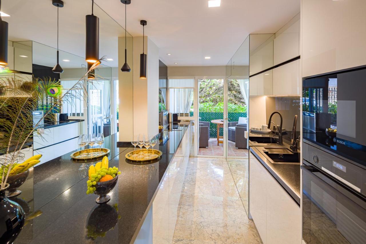 Appartement Next To Puente Newly Done Modern Style 5 Star Luxury Marbellac