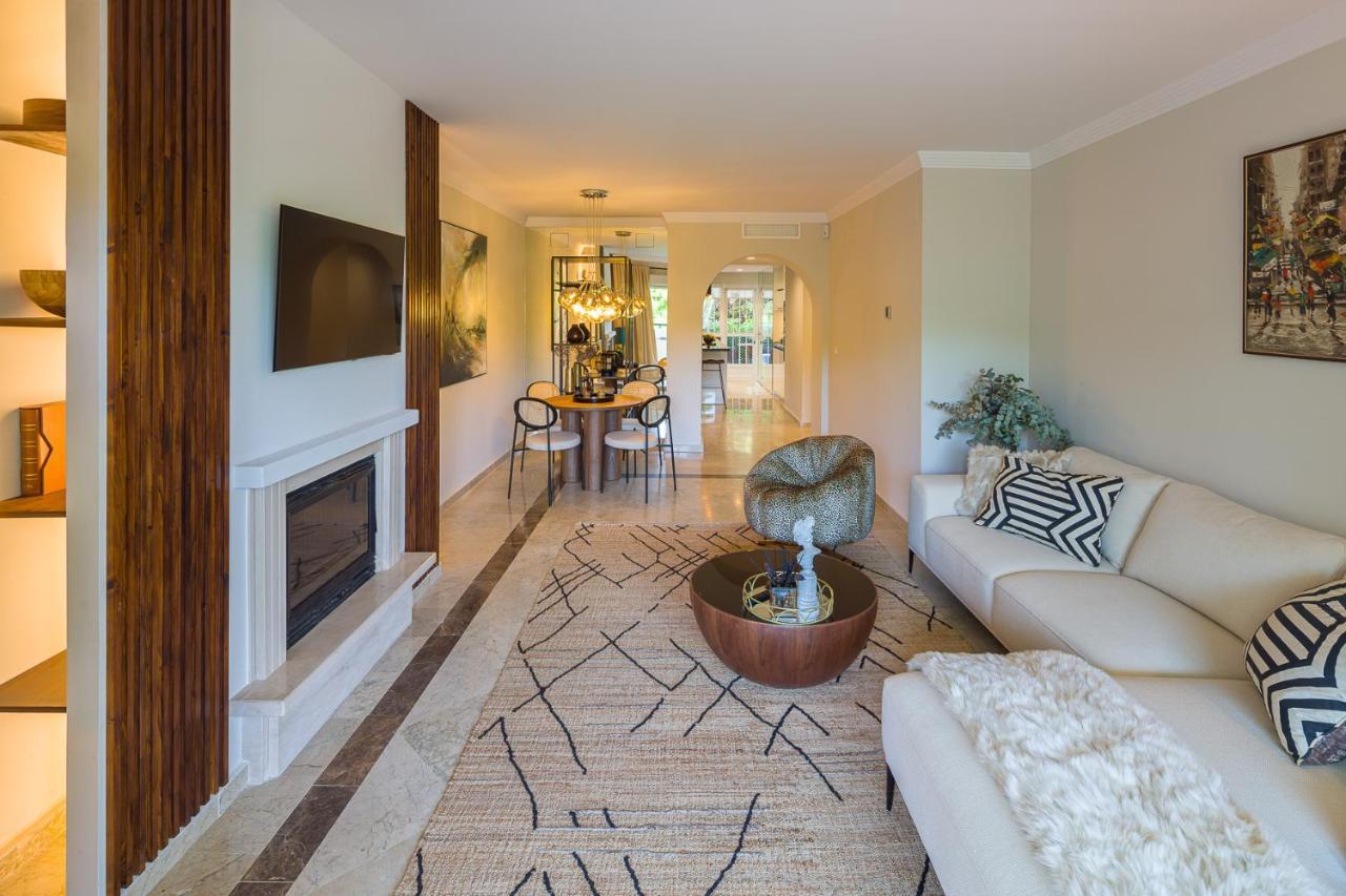 Appartement Next To Puente Newly Done Modern Style 5 Star Luxury