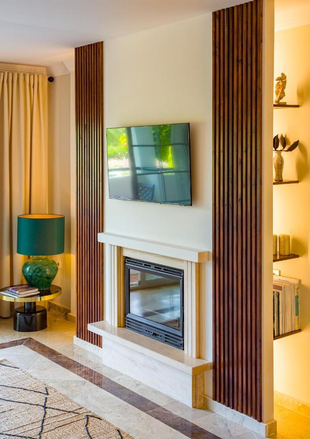 Next To Puente Newly Done Modern Style 5 Star Luxury *